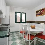 Stunning In Apartmán Vodice