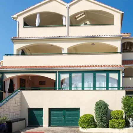 Stunning Apartment In Vodice *