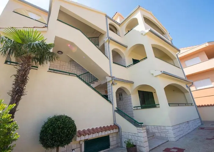 Stunning Apartment In Vodice Appartement