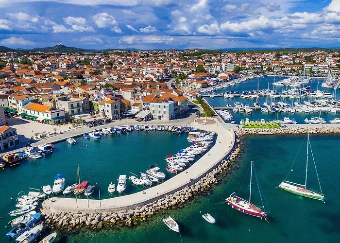 Stunning Apartment In Vodice