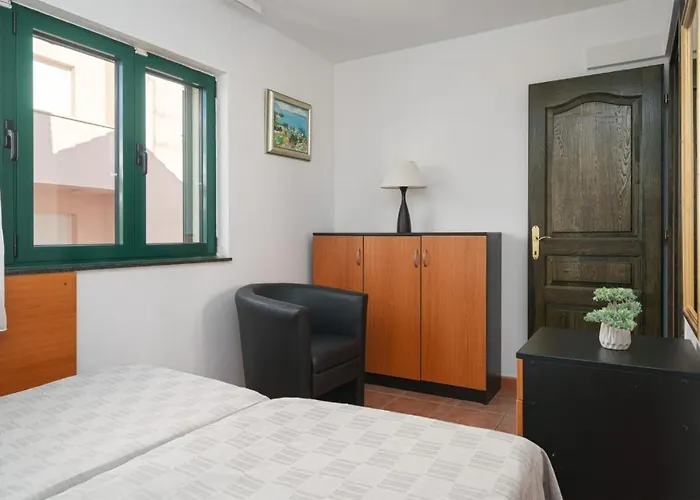 Stunning Apartment In Vodice