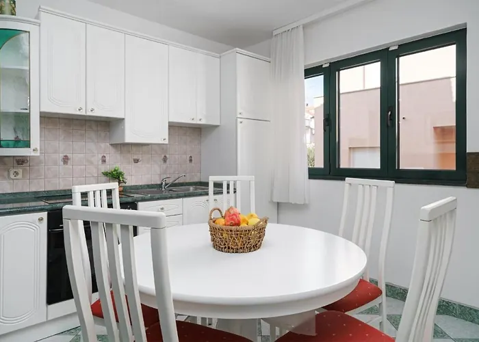 Stunning Apartment In Vodice