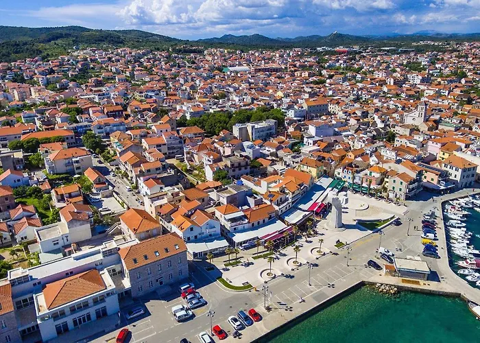 Stunning Apartment In Vodice Appartement *